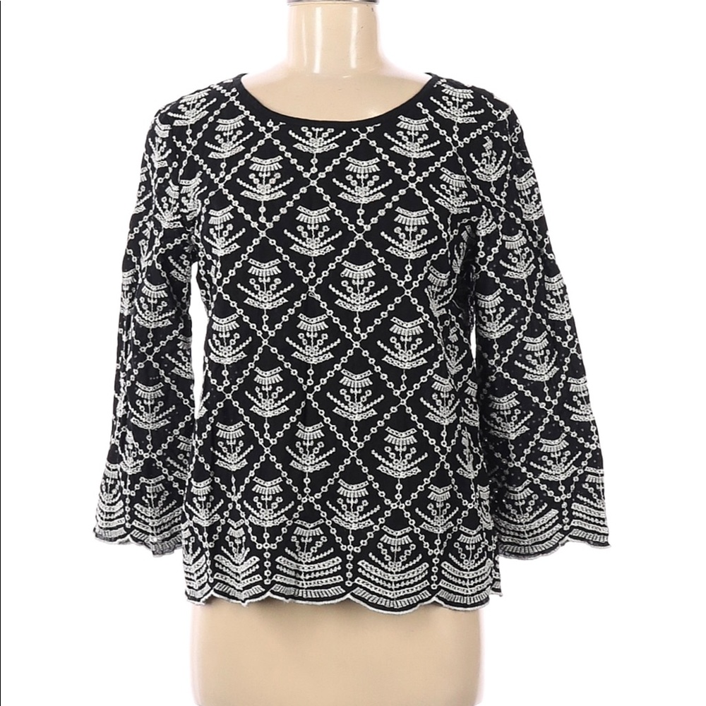 Gap Long Sleeve Black & White Embroidered Top Size Small